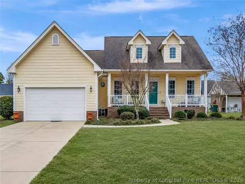 200 Baymeadow Bnd, Lumberton, NC 28358