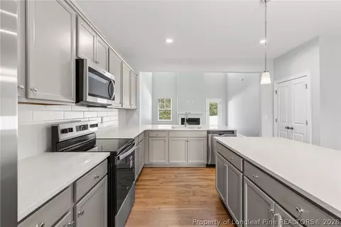 Kitchen - 33 Cornelia Xing, Cameron, NC 28326 photo 1 of 2