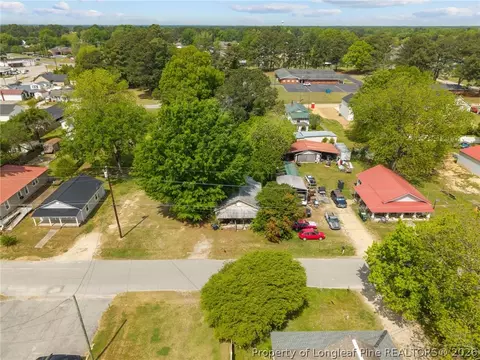 View/Area - 112 3rd St, Erwin, NC 28339 photo 2 of 7