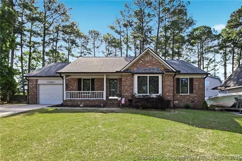 2241 Dockvale Dr, Fayetteville, NC 28306