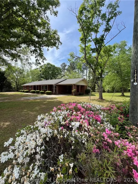 804 Briarcliff Rd, Lumberton, NC 28358