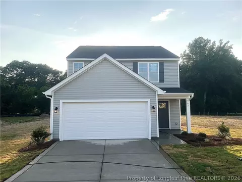 97 Coachman Ln, Autryville, NC 28318