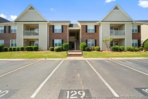 3129 Wisteria Ln #101, Fayetteville, NC 28314