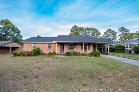 518 College Dr, Raeford, NC 28376