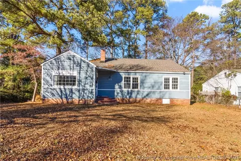 115 Brookwood Ave, Fayetteville, NC 28301