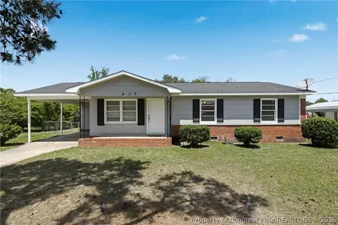 839 Fresno Dr, Fayetteville, NC 28303