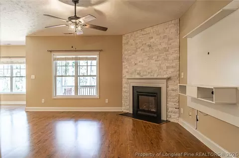 Living - 103 Laurel Oak Ln, Pinebluff, NC 28373 photo 1 of 4