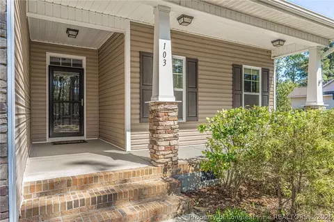 Exterior - 103 Laurel Oak Ln, Pinebluff, NC 28373 photo 2 of 7