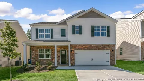 308 Maddox Dr, Aberdeen, NC 28315