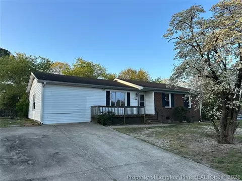 864 Durwood Dr, Fayetteville, NC 28311