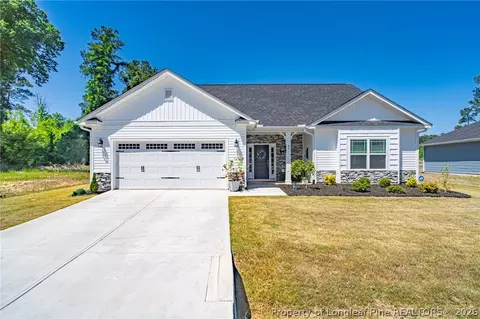 40 Capeside Ct, Lillington, NC 27546