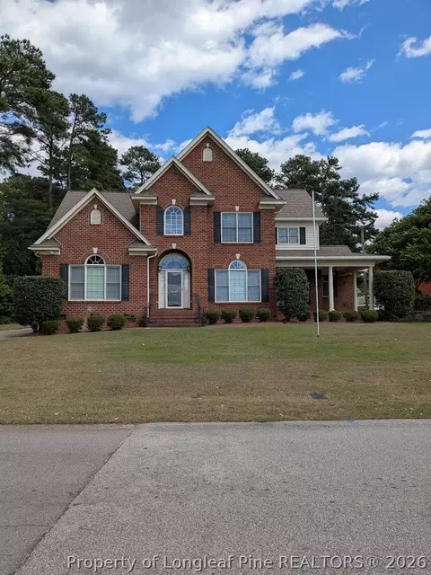 3647 Lakeshore Dr, Hope Mills, NC 28348