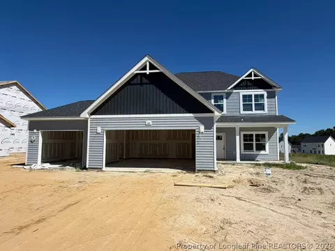 104 Hookbill Ln, Lillington, NC 27546