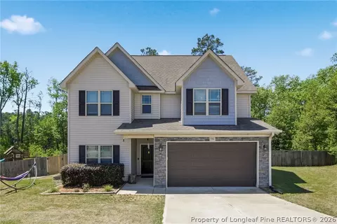 5142 Paul Peel Pl, Hope Mills, NC 28348