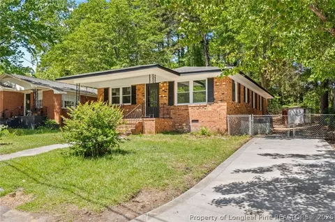 506 Eaton St, Fayetteville, NC 28301
