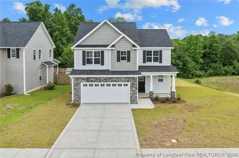 2129 Stonewash Dr, Fayetteville, NC 28306