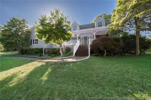 18 Fairway Ln, Sanford, NC 27332