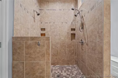 Bath - 1316 Devonshire Trl, Aberdeen, NC 28315 photo 4 of 5