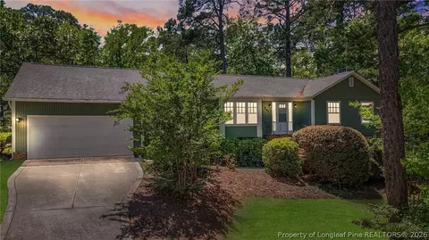 541 Hilliard Dr, Fayetteville, NC 28311