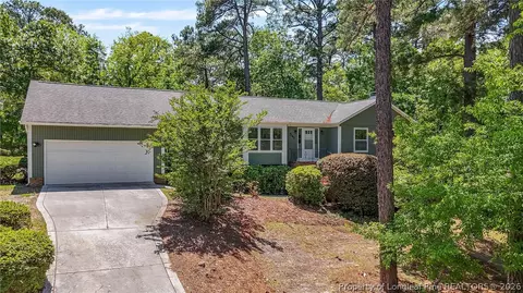 541 Hilliard Dr, Fayetteville, NC 28311