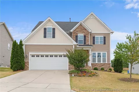 532 Walker Ranch Dr, Fuquay Varina, NC 27526