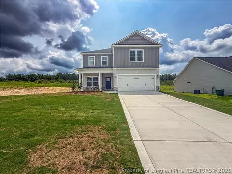 251 Ashley Heights Dr, Aberdeen, NC 28315