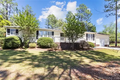 192 Forest Dr, Cameron, NC 28326