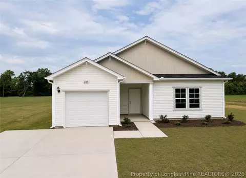 107 Franklin Landing Dr, Pikeville, NC 27863