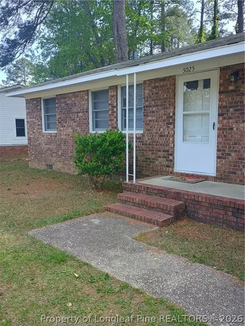 5025 Houston Rd, Fayetteville, NC 28311