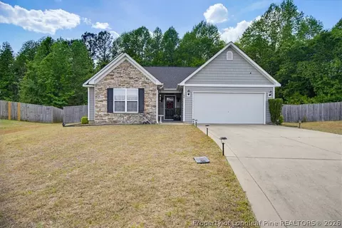 195 Edisto Ct, Raeford, NC 28376