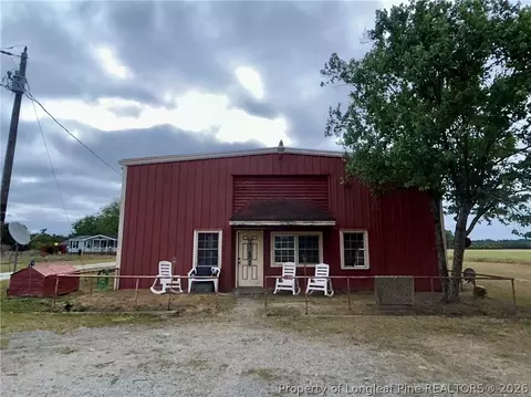 918 Opal Rd, Red Springs, NC 28377