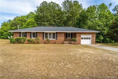 7299 Laurenburg Rd, Raeford, NC 28376