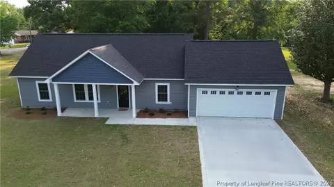 605 5th St, Bladenboro, NC 28320