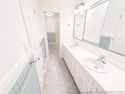 Bath - 2808 Elsbeth Ct, Wake Forest, NC 27587 photo 3 of 5