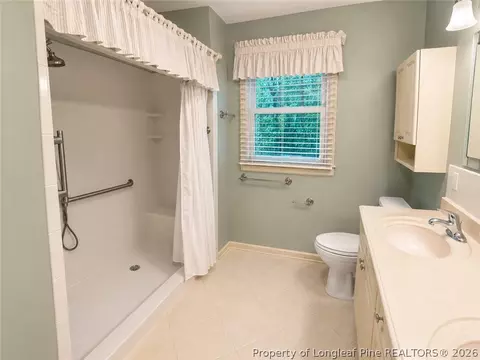 Bath - 2808 Elsbeth Ct, Wake Forest, NC 27587 photo 2 of 5