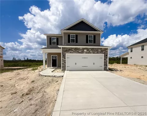 210 Ashley Heights Dr, Aberdeen, NC 28315