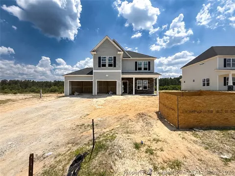 155 Ashley Heights Dr, Aberdeen, NC 28315