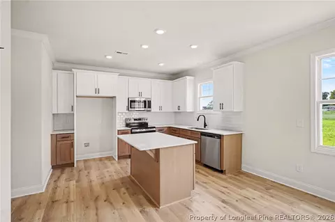 Kitchen - 121 Evelene Way, Clinton, NC 28328 photo 1 of 2