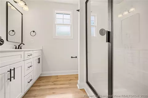 Bath - 121 Evelene Way, Clinton, NC 28328 photo 2 of 4