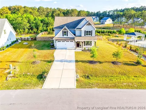 171 Amelia Dr, Carthage, NC 28327