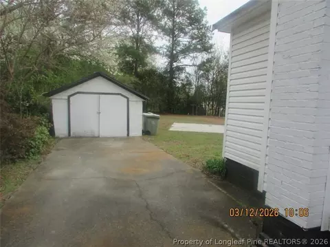Exterior - 215 E Maple St, Mount Olive, NC 28365 photo 2 of 2