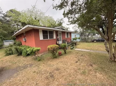 2023 Newark Ave, Fayetteville, NC 28301