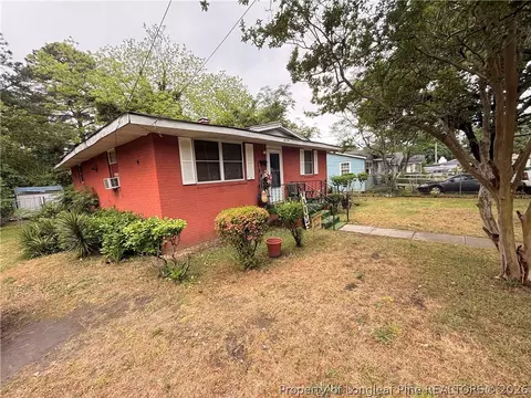 2023 Newark Ave, Fayetteville, NC 28301