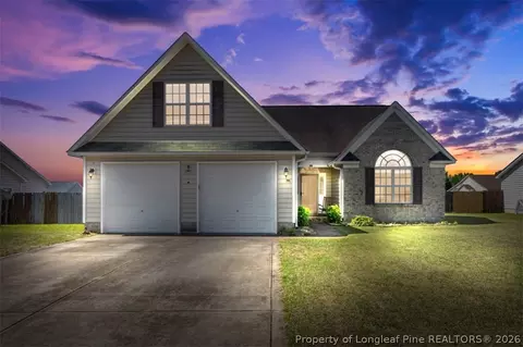 153 Westminster Dr, Raeford, NC 28376