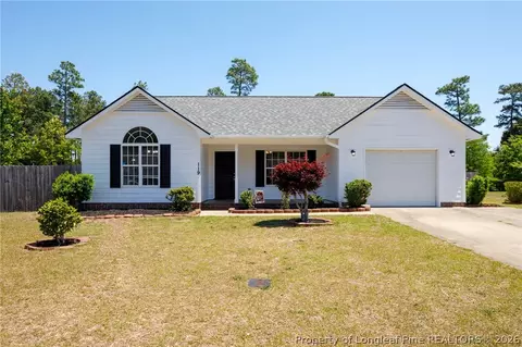 119 Raymond St, Raeford, NC 28376