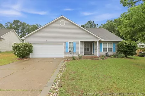 2628 Daniel Boone Ln, Hope Mills, NC 28348