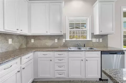 Kitchen - 50 Huzzas Cir, Cameron, NC 28326 photo 3 of 4