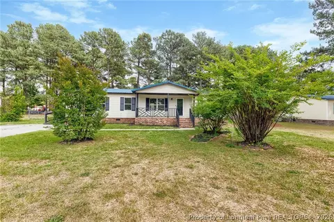 2707 Lowlander Dr, Raeford, NC 28376
