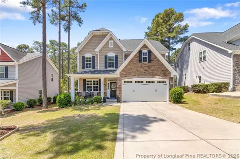 106 Valley Stream Rd, Spring Lake, NC 28390