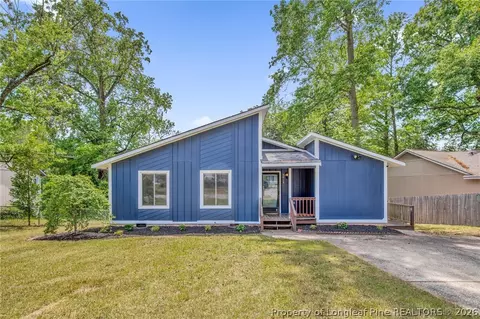 5915 Laguna Dr, Fayetteville, NC 28314